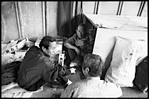 cardboard_collectors-006.jpg