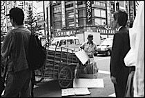 cardboard_collectors-021.jpg